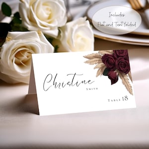 Plantilla para tarjetas de lugar de boda con flores color burdeos, plantilla editable de Canva, tarjeta para nombre de mesa, plana y plegable, hierba de pampa bohemia n.° L1RSBY