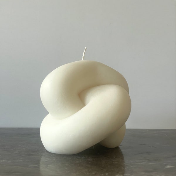 Knot Candle