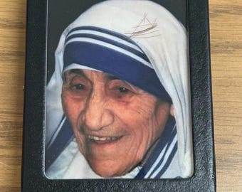 Saint Mother Teresa hair strand lock relic Catholic Church Ex Capillis