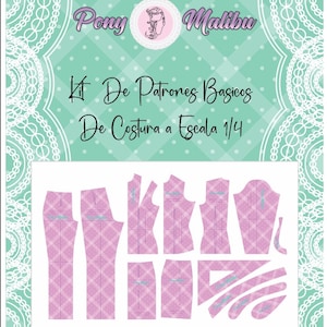 Puede incluir: Un kit de patrones de costura con el texto "Pony Malibu" y "Kit De Patrones Basicos De Costura a Escala 1/4". Las piezas del patrón son rosas con un diseño de lunares y cuadros blancos. El fondo es turquesa con lunares blancos y encaje.
