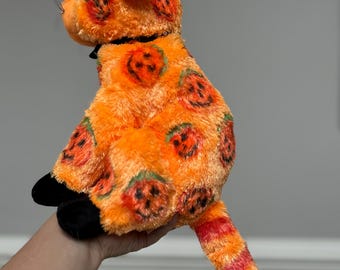 Citrouille peinte à la main personnalisée Kitty Buddie - Scared-e Cat 30 cm