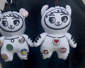 Plushie Keychain 5 inches- pin holders for any bag