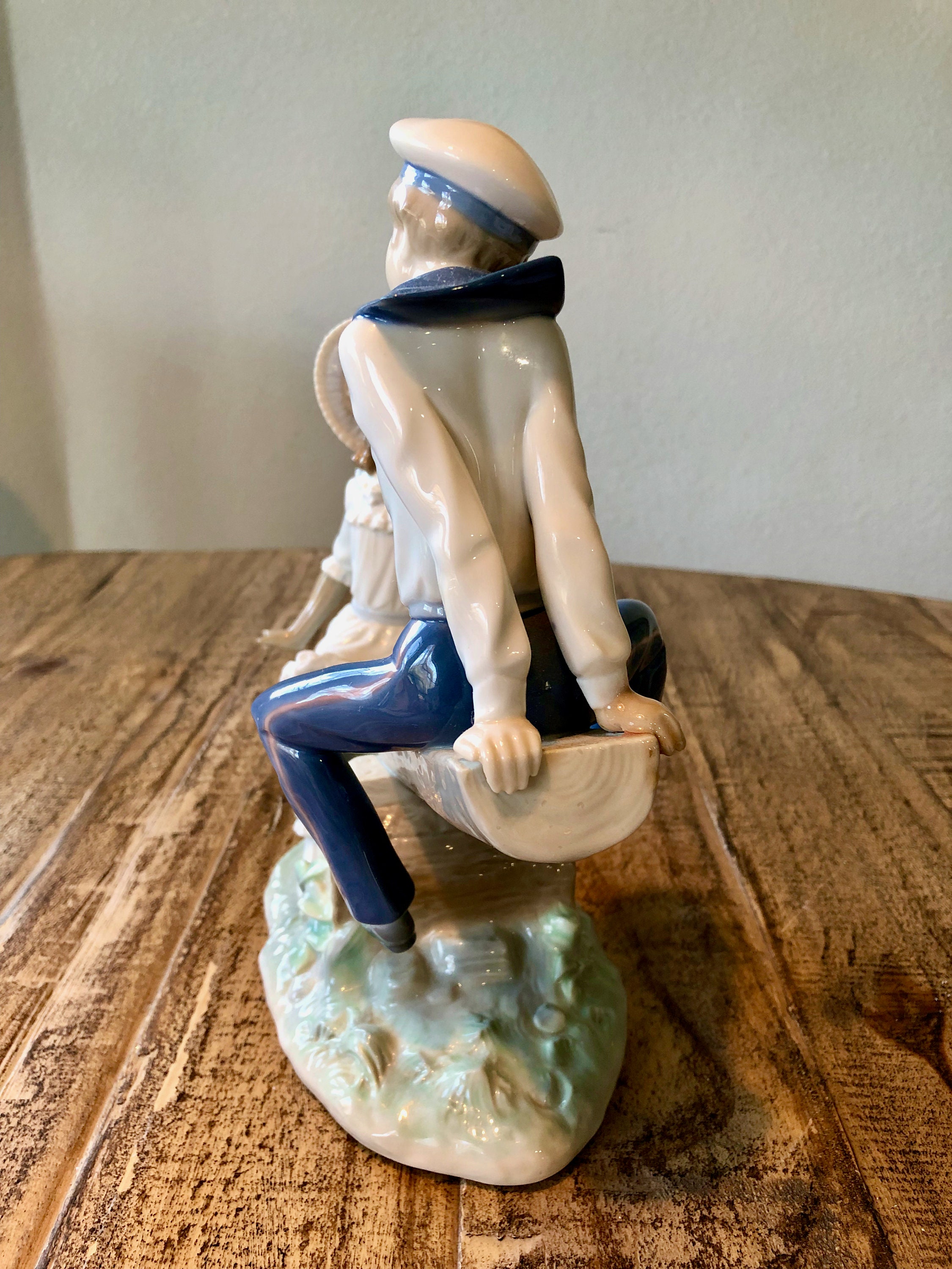 Lladro Porcelain Vintage Figurine 