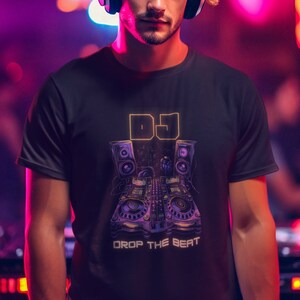 DJ Tshirt, Drop the beat Tshirt, DJ shirt, dj music man tee, love music shirt, dj mixer, dj turntable, dj gifts, electronic music men&#39;s tee