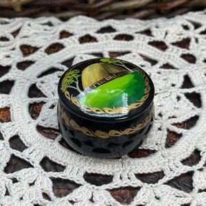 Vintage Russian Hand Painted Signed Trinket Box -Lacquered Box - Russian Trinket Jewelry Box