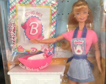 BARBIE “Sweet Treats”  @1998 Mattel NEW