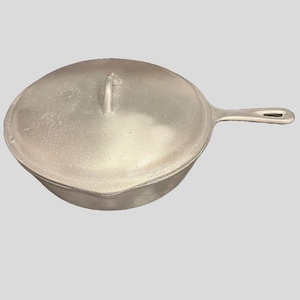 11&quot;x3&quot; Skillet Dutch Pot