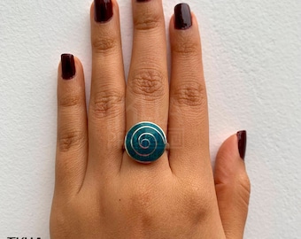 Bague Pachamama faite main en argent 950, faite main avec des pierres naturelles.