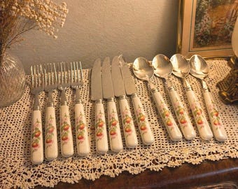 Vintage Floral Handle Cutlery Set Ceramic Handle Flatware Cottagecore Dining Set Romantic Kitchen Decor