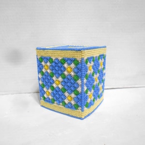 Yellow Daisy Tissue Box Cover