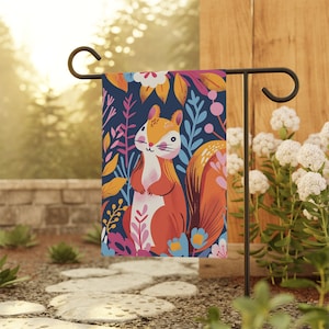 House and Garden time - House & Garden Flag, Garden Banner, Chipmunk Banner, Summer Garden Flag, Spring Yard Flag, Nature Outdoor Decor
