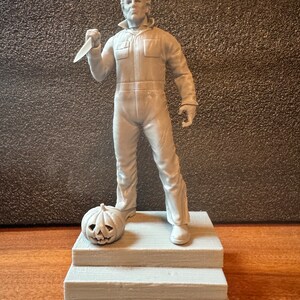 Michael Myers - Halloween | 12K Resin 3D Printed Collectable Statue | Large Figurine 195mm total height