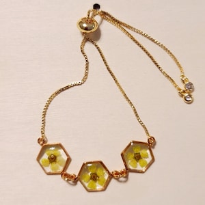 Flower Hexagon Bracelet Resin bracelet real pressed flower jewelry gift for her Floral bracelet dried flower bracelet new mom gift