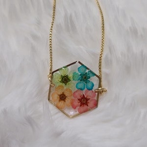 Flower Hexagon Bracelet handmade Resin bracelet real pressed flower jewelry gift for her Floral bracelet dried flower bracelet new mom gift