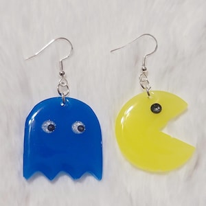 Retro Pac-Man & Ghost Resin Earrings Fun 80s Arcade-Inspired Jewelry handmade pac-man earrings arcade earrings video game character earring