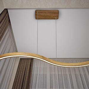 Linear pendant light