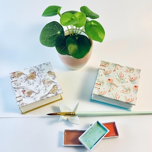 Mini Watercolor Sketchbook: Handmade 3&quot; Square Art Journal