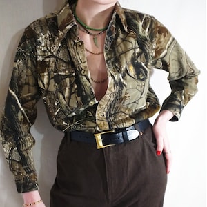 Heiteres Herrenhemd von Browning. Langarm Herren Braun Grün Natürliche Echte Baum Camo Button Outdoors. Größe L oder M