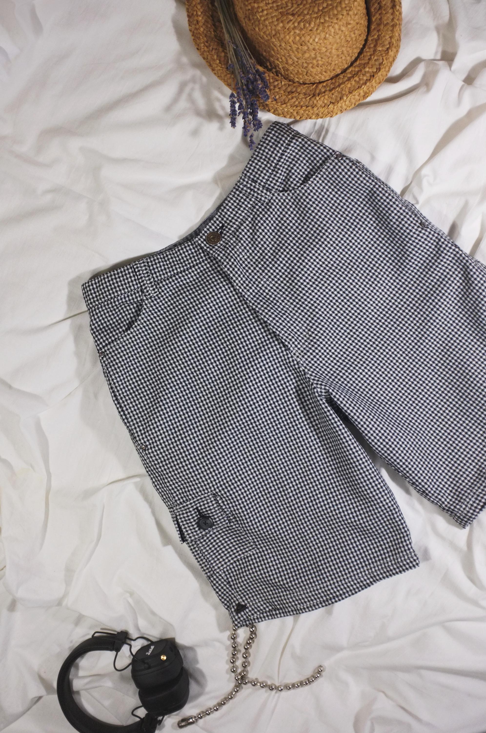 Vintage 90s Plaid Cargo Shorts: Unisex Checkered Baggy Shorts M/L 