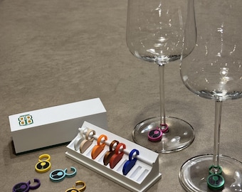 Elegant Wine Bottle Tags – Customizable 3D Printed Gift for Wine Enthusiasts
