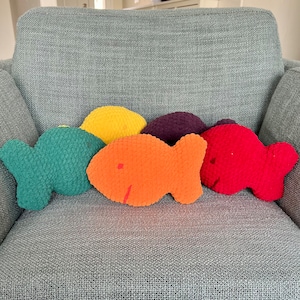 Colorful Fish Crackers Crochet Pattern image 7