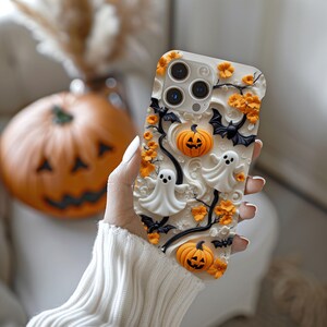 Ghost Halloween Phone Case Cute Ghosts Adorable Fall Autumn Casper Jack-o-lanterns Collage Trendy iPhone 17 16 15 14 13 Samsung bild 7