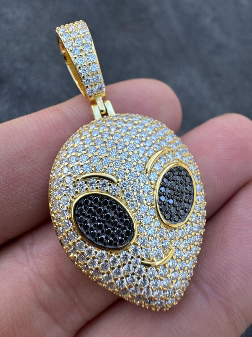【King Ice】☆日本未入荷☆SERPENT ALIEN EMOJI NECKLACE Serpent Alien Emoji Necklace | Emoji Jewelry | King Ice