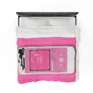 BTS V Taehyung FRIENDS Promo on Velveteen Plush Blanket Throw for BTS Room Floral Spring Tae fan collection