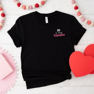 BTS Jungkook JK es mi San Valentín en TINY Over the Heart camiseta de manga corta