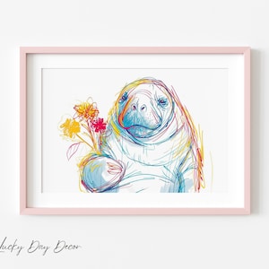 Puede incluir: Un dibujo de línea colorido de un manatí sosteniendo un ramo de flores. El manatí está dibujado en tonos de azul, amarillo y rojo. Las flores son amarillas, rojas y naranjas.