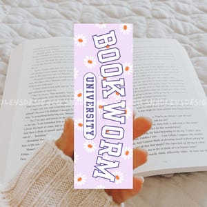 Bookworm University bookmark, book lover, book lover gift, reader, booktok, cute bookmark, smut, romance, fantasy, romantasy