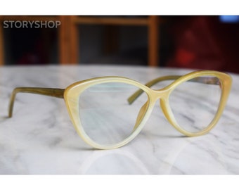 Die Brillengestelle sind komplett handgefertigt aus natürlichen goldenen Kuhhörnern / Brillen / minimalistischer Schmuck / personalisierte Namensbrille