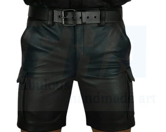 Pantaloncini cargo da uomo in vera pelle, stile motociclista, design a 6 tasche