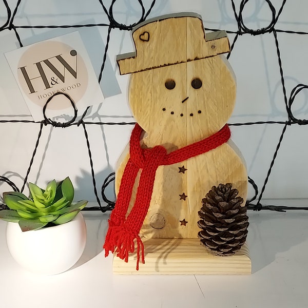 Bonhomme de neige en bois de palette