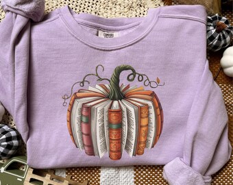 Book Pumpkin Sweatshirt, Librarian Fall Shirt, Teacher Autumn Crewneck, Book Lover Gift, C575