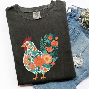 Comfort Colors® Wildflower Chicken Shirt, Cottagecore Shirt, Chicken Lover Shirt, Chicken Mom Tee, Mothers Day Gift Shirt, Farmer Gift, X355