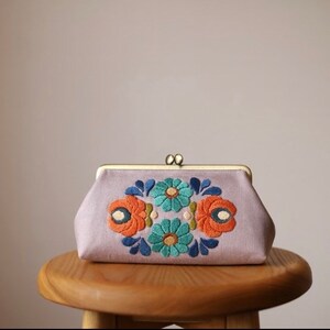 Japanese handmade embroidery flower pouch,handmade flower pouch wallet,handmade linen pouch