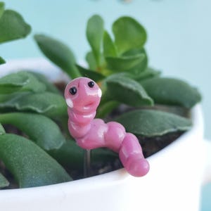 Plant stakes Glass worm figurine Plant sticks Garden decoration Plant pot decor Garden markers Accessory Tiny glass animals caterpillar