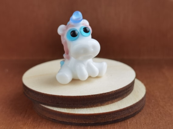 Tiny unicorn figurine Glass figurines glass unicorn miniature unicorn totem Unicorn statue Tiny glass animals Blown glass art ornament gifts