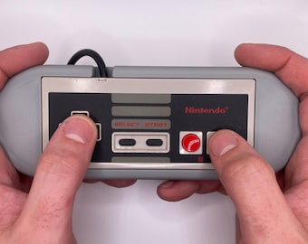 Famicom Dogbone Controller HVC-102 Discolored (B) Nintendo Famicom FC NES – Retro Games Japan