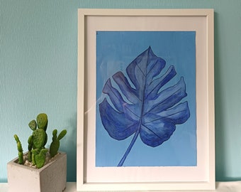 Modernes monochromes Bild in Blau, Monstera Blatt in Blau, Pflanze mit Acrylfarben auf Papier gemalt