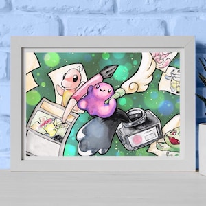 Puede incluir: Una ilustración enmarcada que muestra una criatura rosa con forma de gota sosteniendo una pluma estilográfica con un ala, sumergiéndola en un tintero cuadrado. La escena incluye varios bocetos de criaturas de dibujos sobre fondo verde.