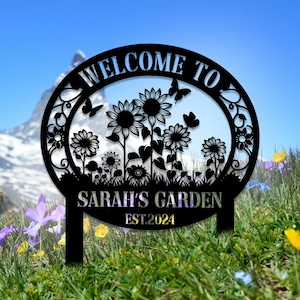 Custom Flower Sign with Stake, Personalized Garden Sign, Gift for Mom/ Grandma, Gardener Gift, Garden Decor, Custom Garden Name Sign