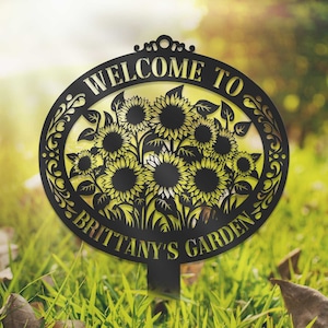Custom Sunflower Garden Stake, Sunflower Metal Sign, Garden Flower Sign, Custom Garden Name Sign, Garden Decor, Yard Art, Housewarming Gift
