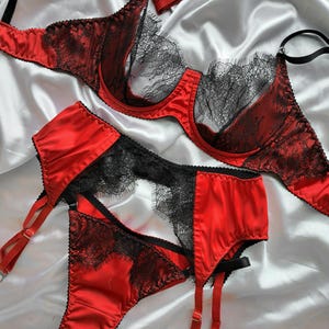 Satin underwear, satin& Chantilly lacelingerie set, black and red lingerie set, pink, delicate lingerie,