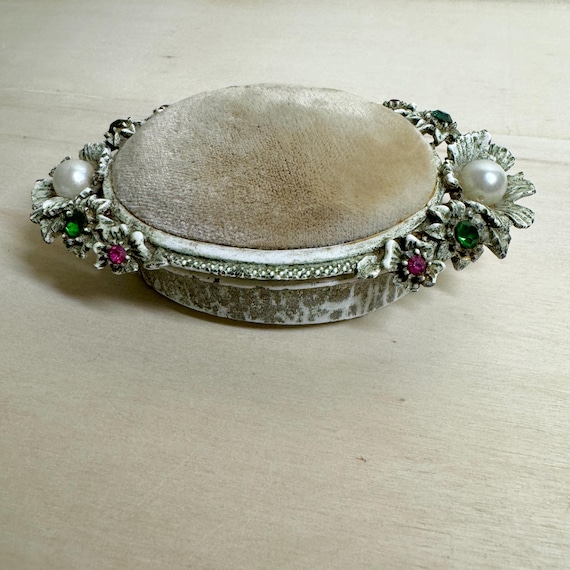 Vintage 1960s Florenza Gold-tone Trinket Box With Pin  display picture 2