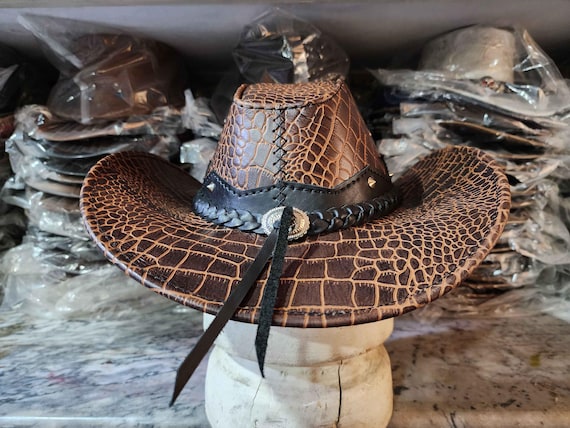 帽子 crocodile leather studs cap opium y2k crocodile leather studs cap opium y2k 【公式通販】