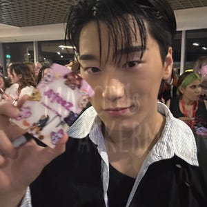 Ateez Aniteez Acryl Fotokartenhalter K-Pop - San zugelassen !!