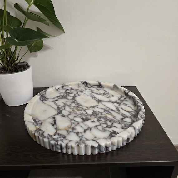 XXL Round Marble Tray With Fluted Edge: Table Top
