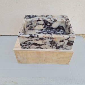 Handcrafted Calacatta Viola Marble Sink: Wallmounted Natural Stone